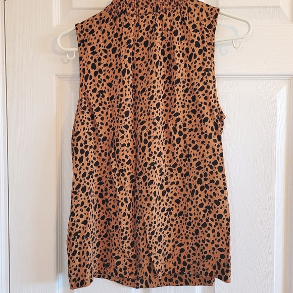 GAP Sleeveless Blouse Size S - Picture 2 of 4